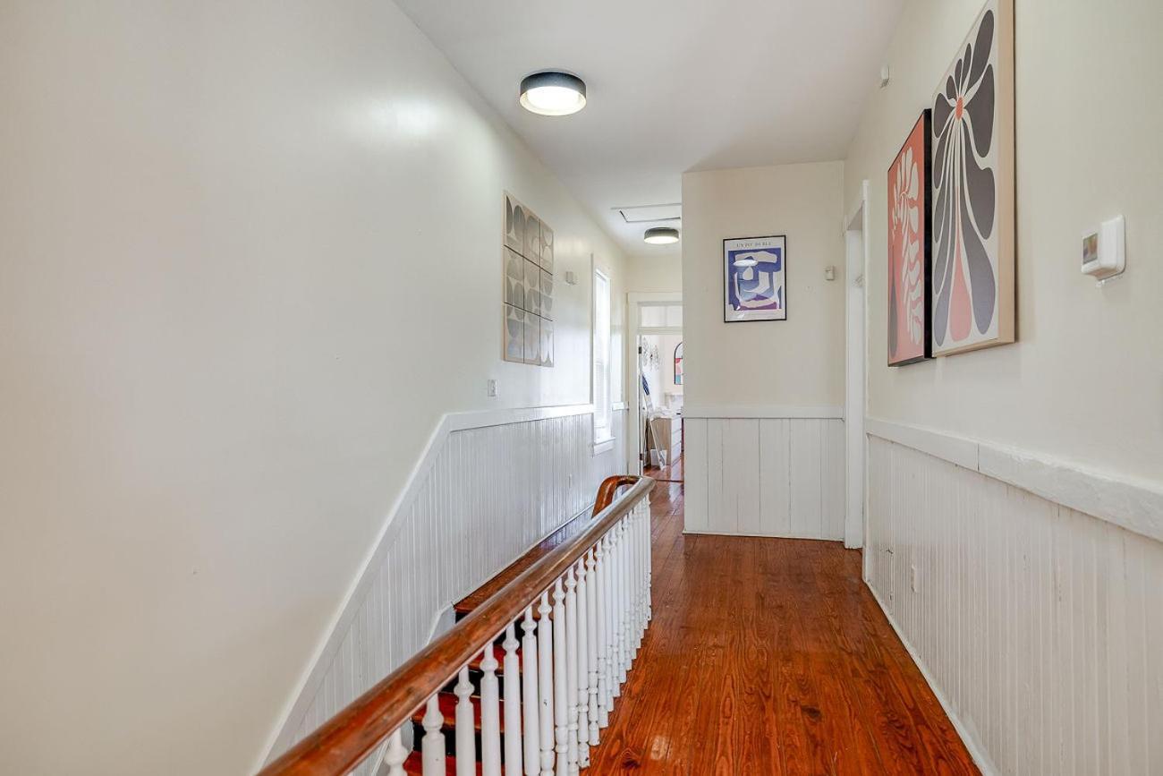 Cozy In Downtown Close To Forsythe Park Apartment