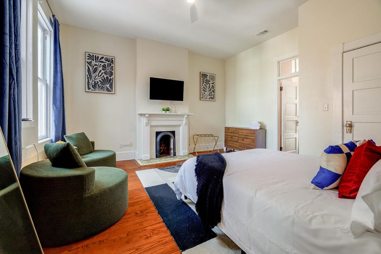 Cozy In Downtown Close To Forsythe Park Apartment *