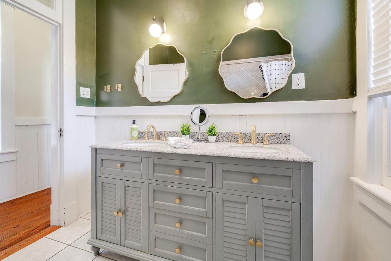 Cozy In Downtown Close To Forsythe Park Savannah